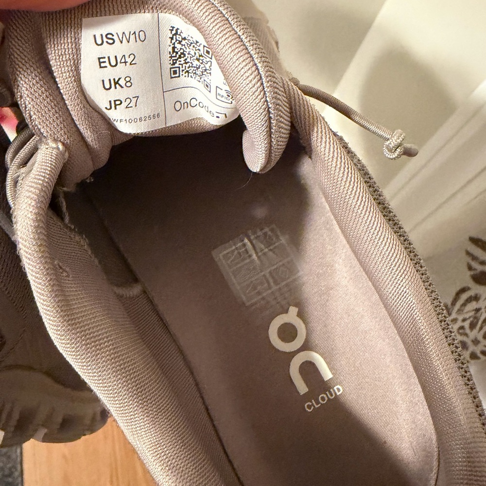 On Running Women’s Cloud Sneakers in Taupe - Picture 5 of 6